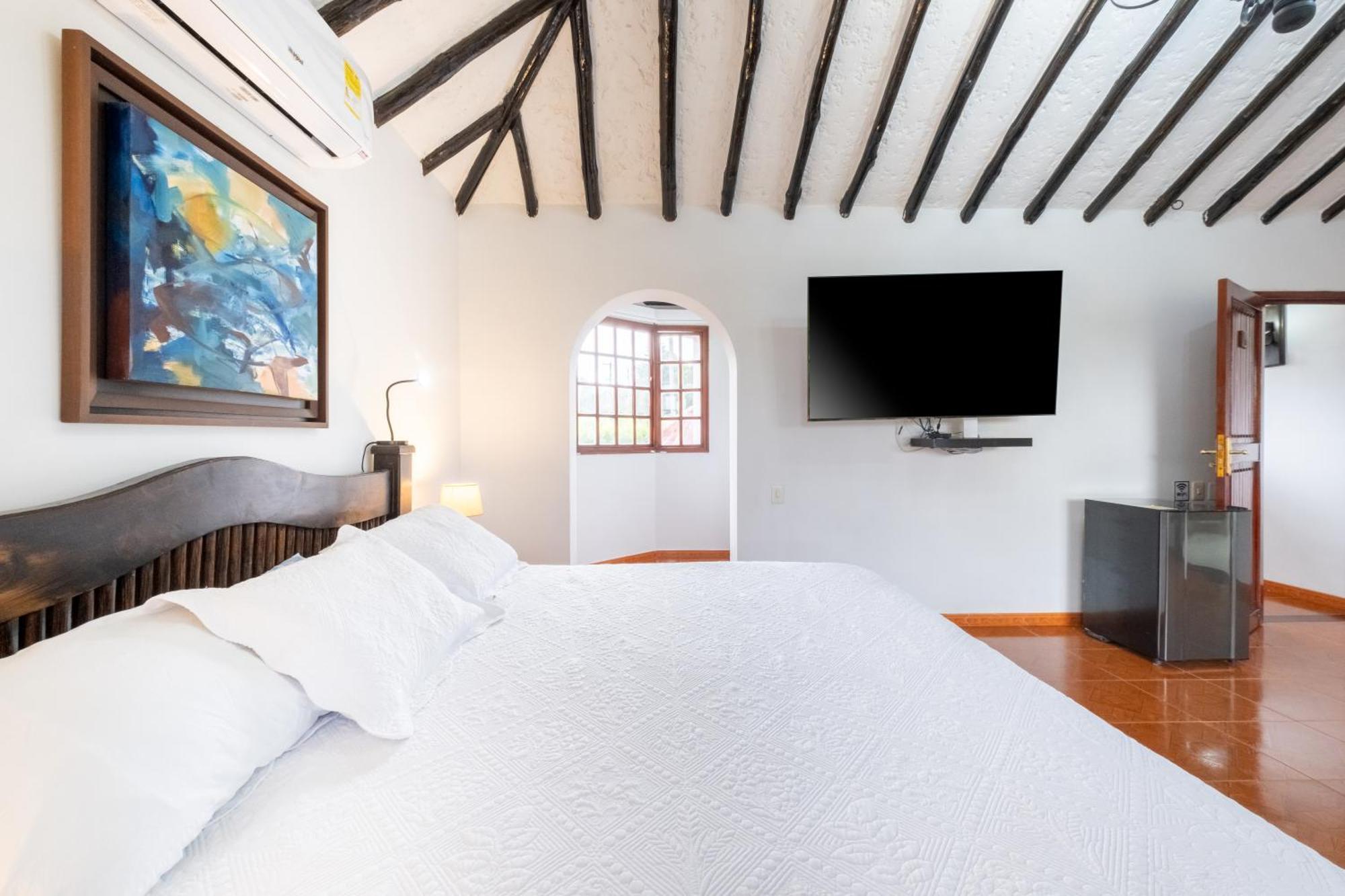 Hotel Chalet El Castillo By Majuva El Edén エクステリア 写真