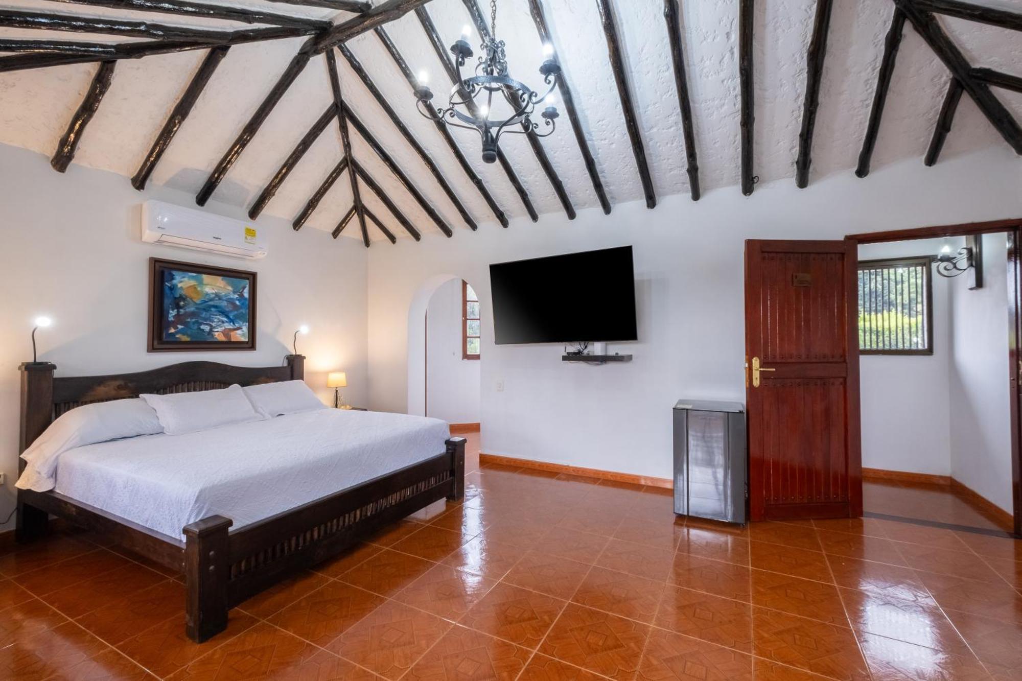 Hotel Chalet El Castillo By Majuva El Edén エクステリア 写真