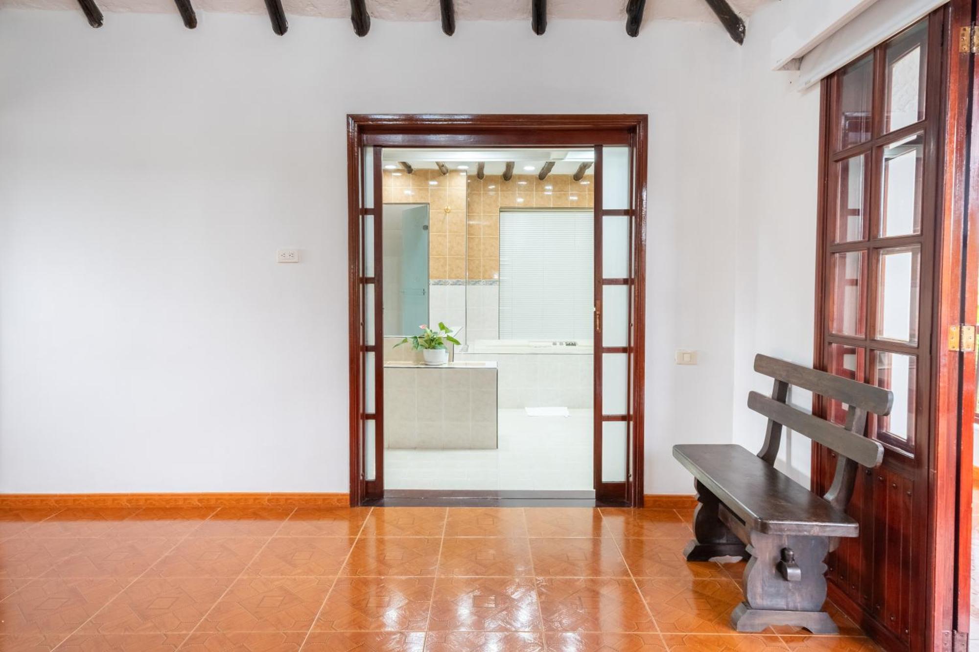 Hotel Chalet El Castillo By Majuva El Edén エクステリア 写真