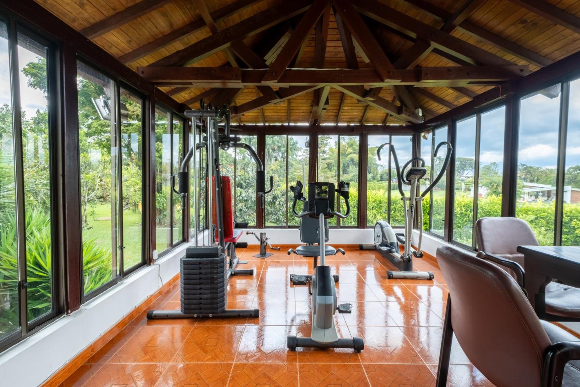 Hotel Chalet El Castillo By Majuva El Edén エクステリア 写真