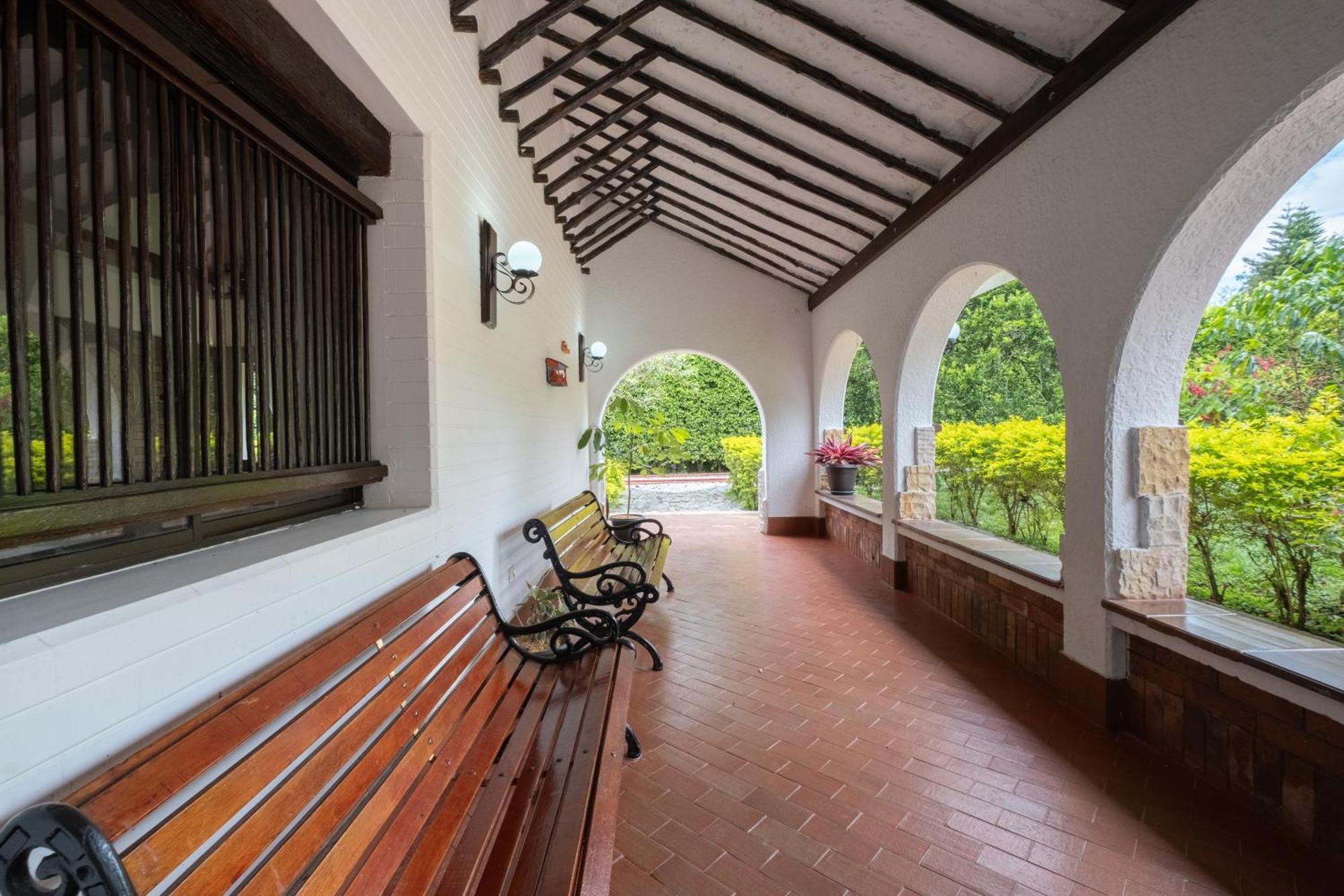 Hotel Chalet El Castillo By Majuva El Edén エクステリア 写真